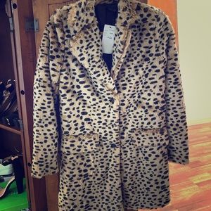 Faux fur leopard jacket